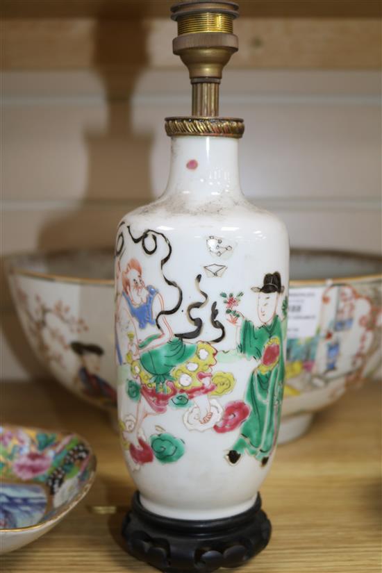 A quantity of 18th / 19th century Chinese ceramics including a pair of Chinese vases, a large bowl and a lamp bowl diameter 32cm